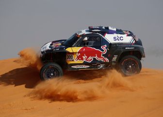 Resumen Etapa 8 Rally Dakar 2021: Sainz mantiene el pulso