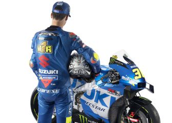 Suzuki busca revalidar título 39 años después y guiño de Mir al 1