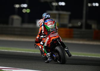 Primera caída de Pol con la Honda y fractura leve de Álex