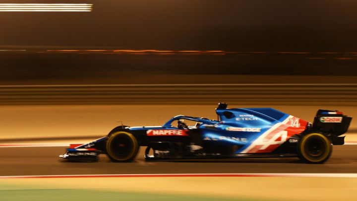 Fernando Alonso (Alpine A521). Bahréin, F1 2021. 