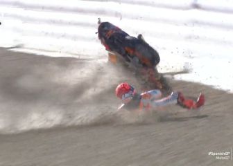 Caótico warm up de Honda con caídas de Márquez y Pol