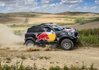 Al Attiyah puede con Sainz y Santolino con Barreda