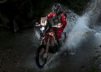 Al Attiyah y Barreda se hacen fuertes: victoria y liderato