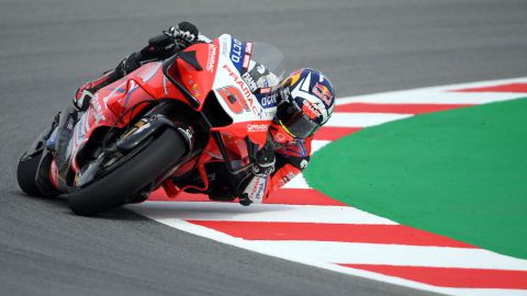 Zarco lidera en el regreso del público con Márquez 15º