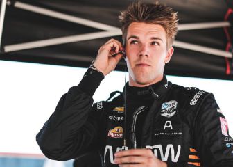 Palou le dejó sus botines a Askew para poder correr en Detroit