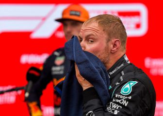 Bottas estalla contra Mercedes