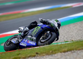 Maverick habla en la pista en plena crisis con Yamaha