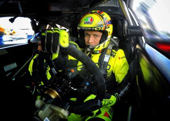 El futuro de Valentino Rossi pasa por competir en coches