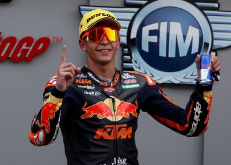 Reunión entre el manager de Raúl Fernández y el Petronas