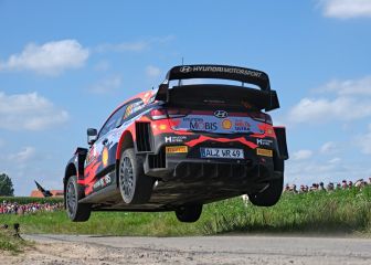 Thierry Neuville ya saborea el triunfo ante los suyos