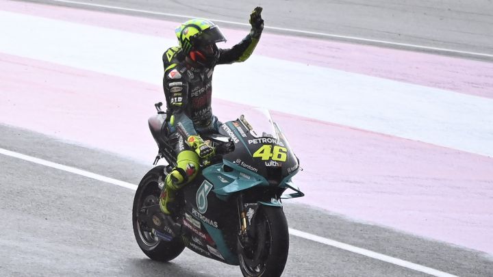 Rossi: "He dicho que me retiro,
no que me vaya a rendir"