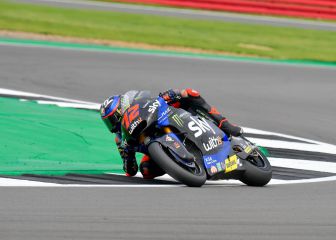 Bezzecchi y Navarro arruinan la fiesta local de Lowes