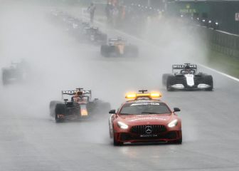 Las imágenes de la carrera bajo la lluvia en Spa