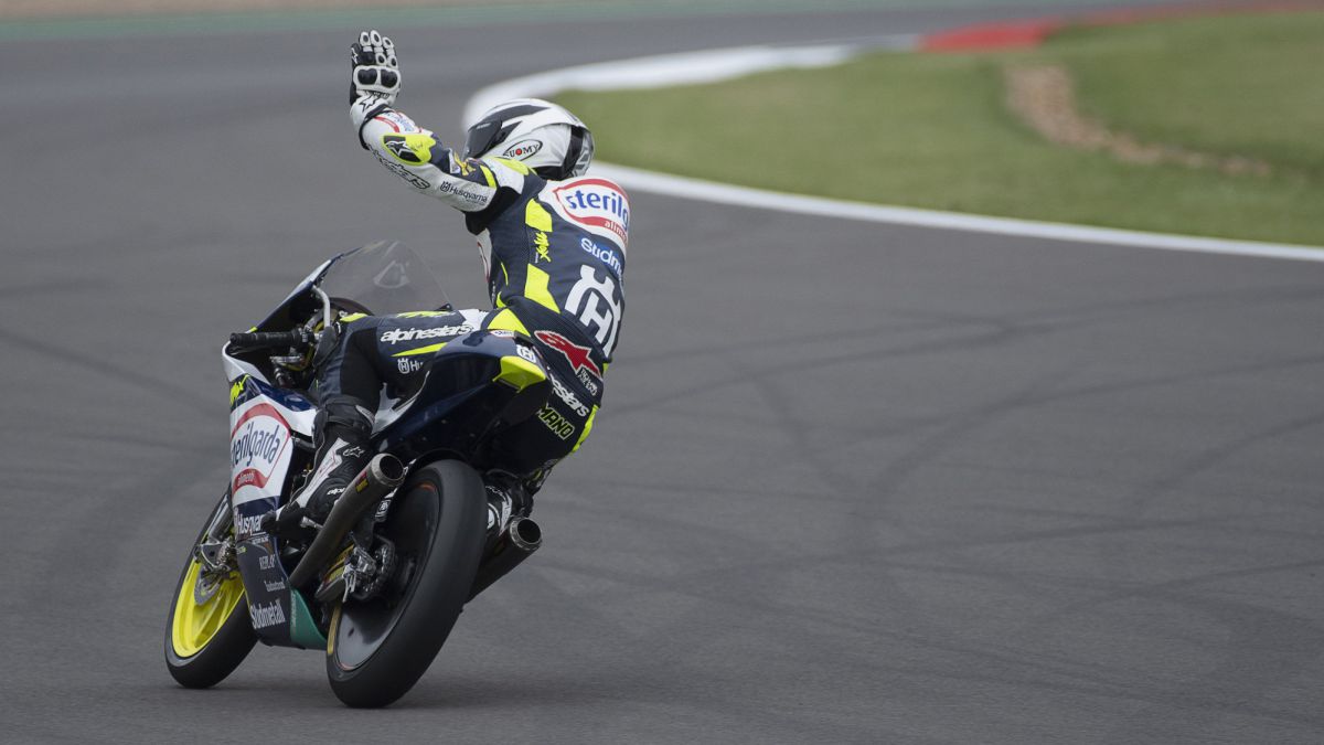 Moto3 : La guerra Acosta-García destruye a ambos y vence Fenati - Vimarsana News