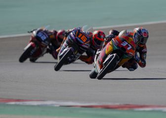 Acosta estrena su condición de campeón con su primera pole