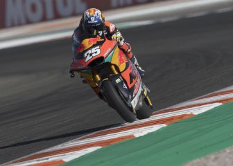 Resumen carrera Moto2 GP de Valencia: Raúl Fernández gana y Gardner es campeón