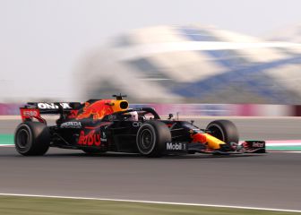 Verstappen lidera a ciegas
