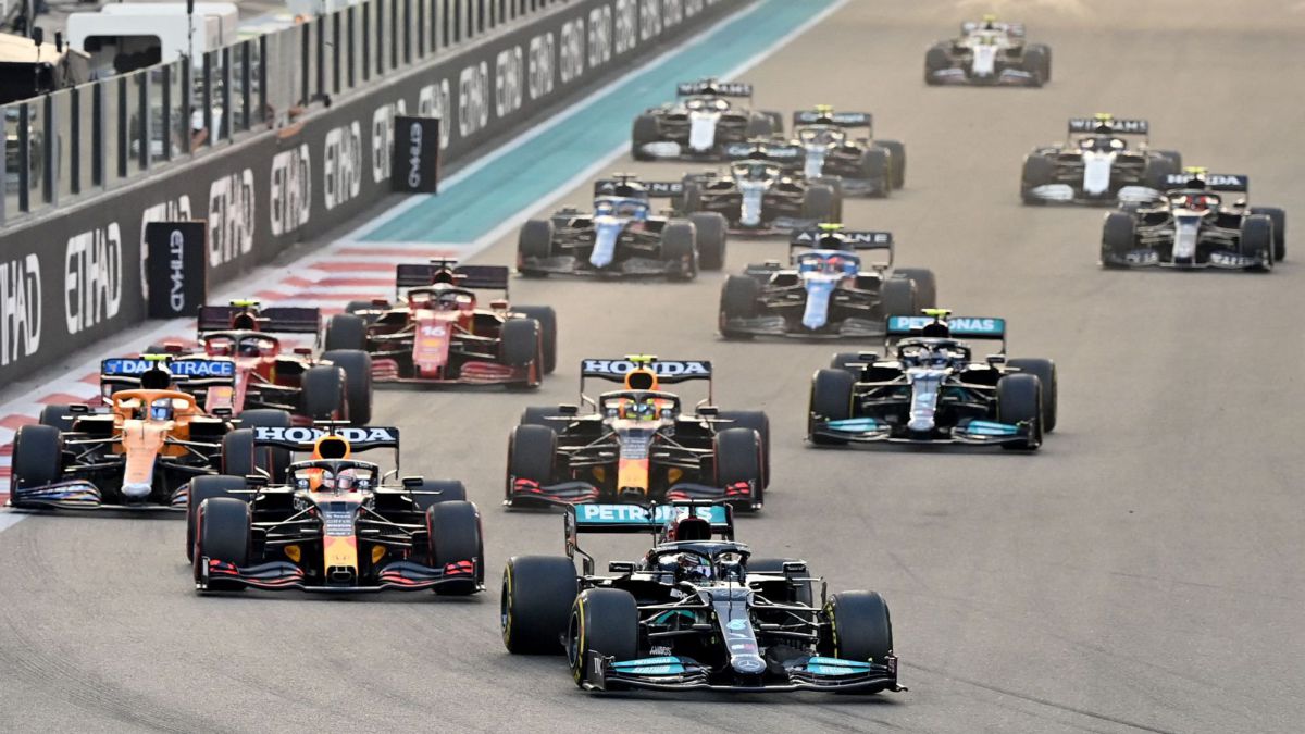 Abu Dhabi F1 GP race live: Hamilton vs Verstappen today, live