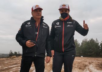 Sainz y Laia buscan un final limpio para aspirar al podio