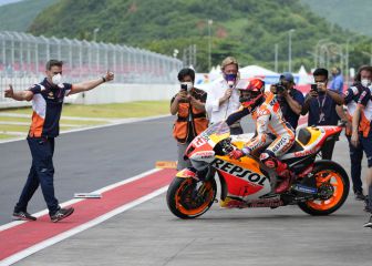 El show de Márquez acaba con dos caídas y pole de Quartararo