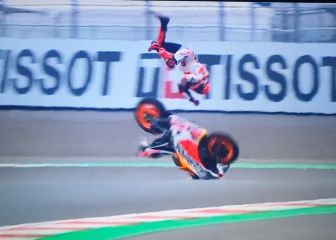 Una durísima caída de Márquez le dejó fuera de la carrera