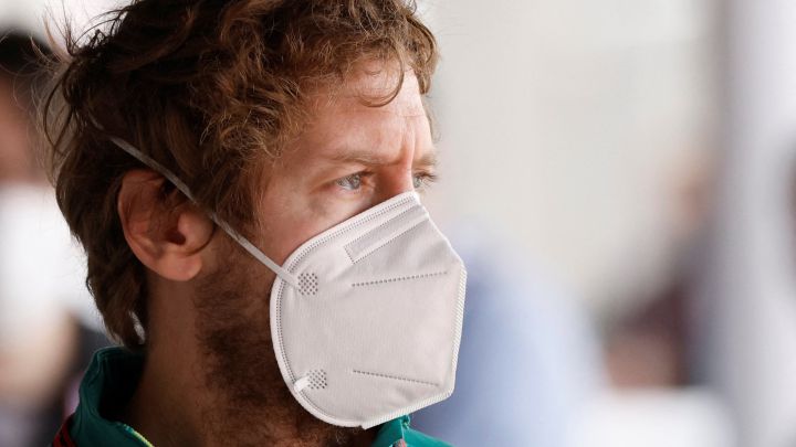 Vettel, a la espera de una prueba negativa en COVID