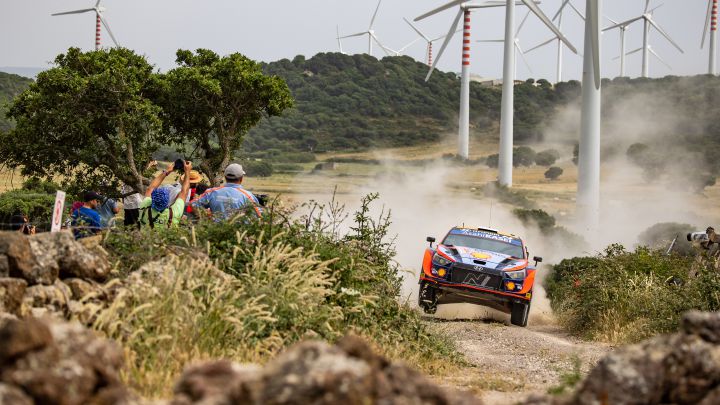 Sordo se mantiene en la lucha por el triunfo en Cerdeña
