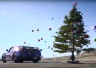 “De-decora” tu árbol de Navidad con estilo, usa un Nissan GT-R