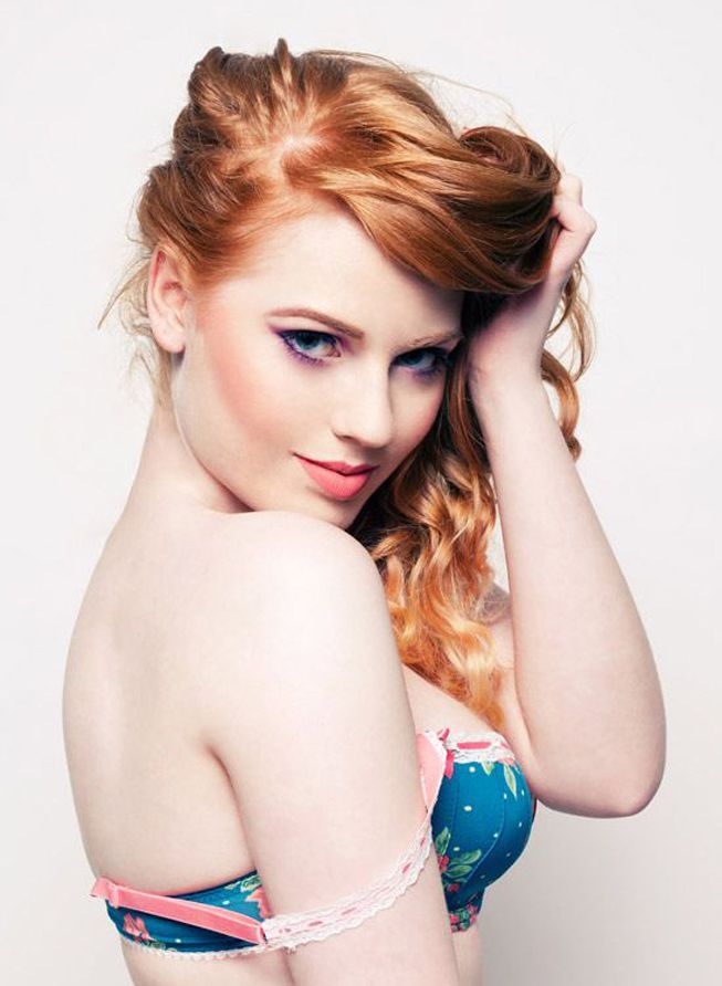 Las chicas con el pelo de color rojo tienen ese 'nosequé' especial que a mucho vuelve loco. Si eres de los que se declaran fan de tan selecto club, no te puedes perder la galería de fotos que hemos preparado con las pelirrojas más hermosas.