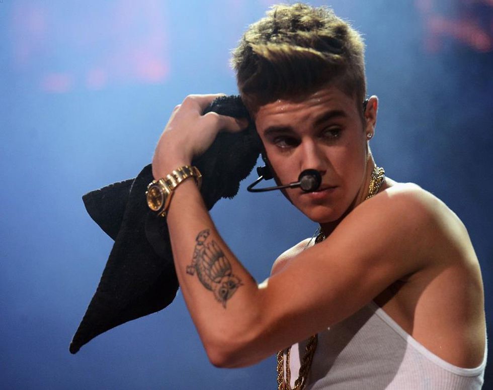 Justin Bieber anuncia su retirada, aunque su entorno lo desmiente