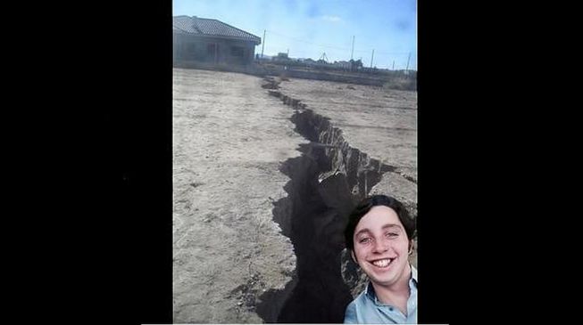 'pequeño Nicolás' tampoco podía dejar la oportunidad de colarse en el #terremoto