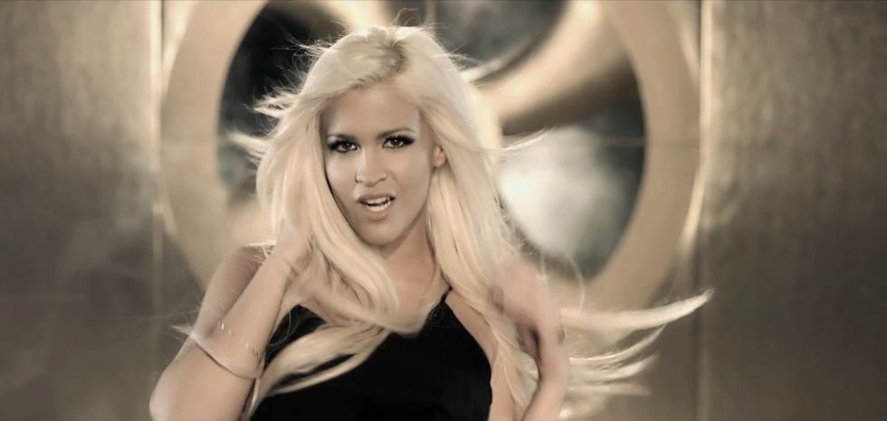 Ylenia, de GHVIP a 'lo máximo' en música, con su 'Pégame'