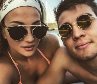 En sus pocas apariciones públicas, Izabel y Mateo parecen muy unidos y enamorados.