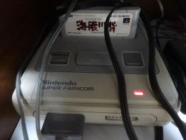 Mantiene su SNES encendida 20 años para no perder la partida