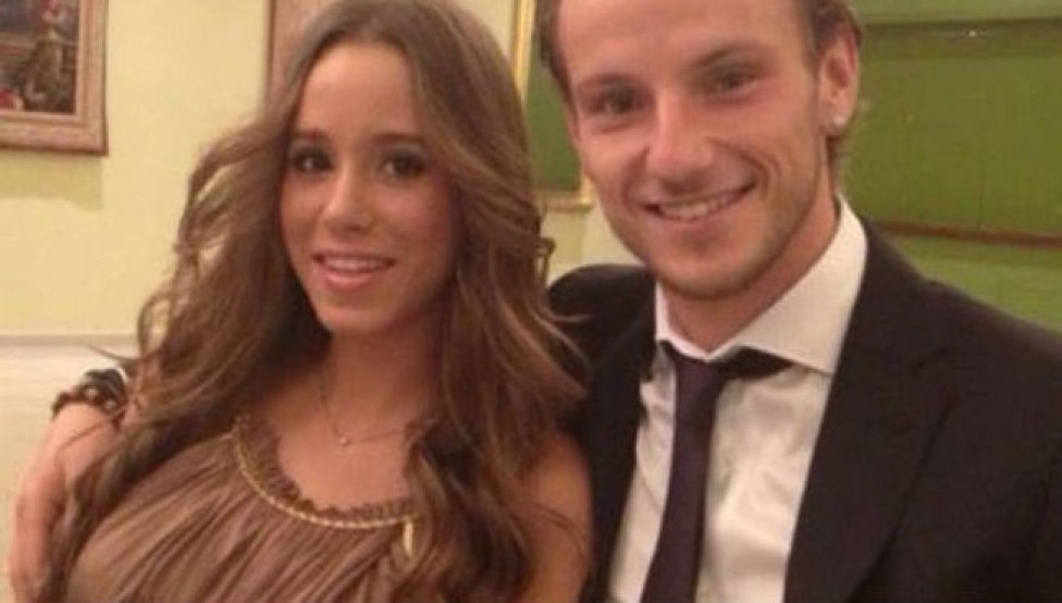 Rakitic y Raquel Mauri esperan también la llegadade su segundo hijo. Que será el hermanito pequeño de Athenea, la mayor de la pareja.