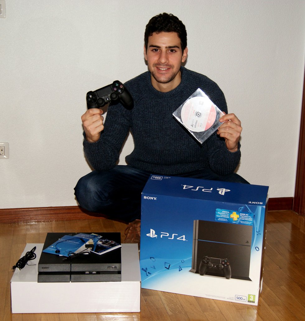 Guillermo Risco Alonso, ganador de una PS4 + Juego COD
