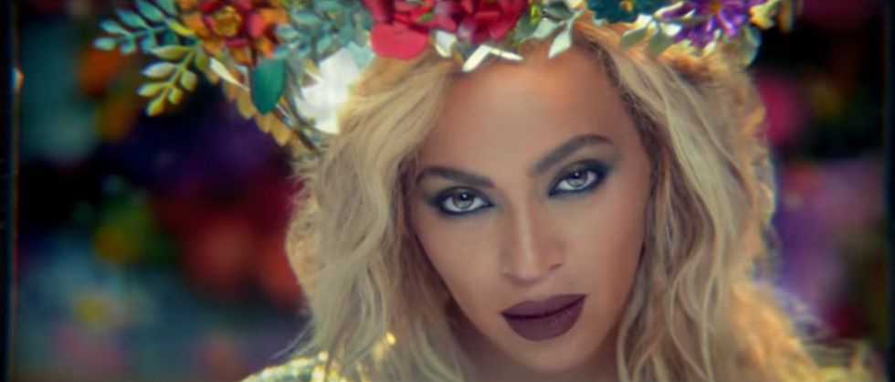 Coldplay lanza su 'Himno para el Fin de Semana' con Beyoncé