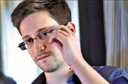 Snowden desvela a Ana Pastor secretos del espionaje mundial