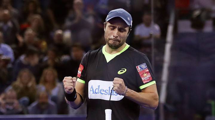 Fernando Belasteguín celebra la victoria en el Master Final.