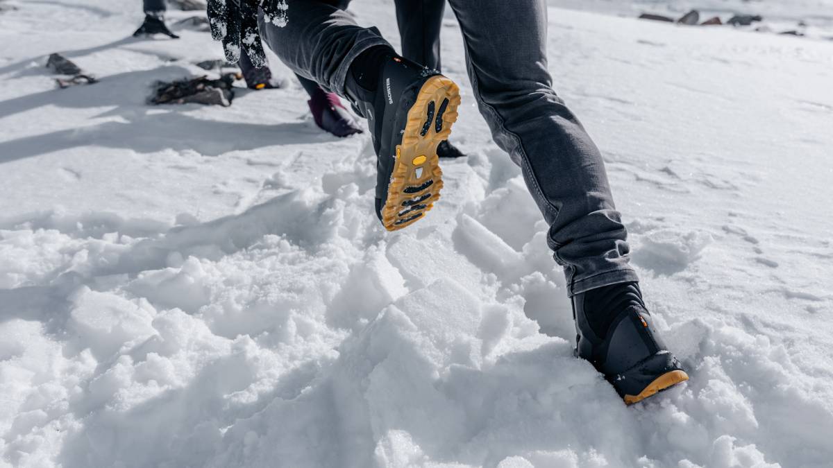 Crampones profesionales para agarres de nieve y hielo Cleats
