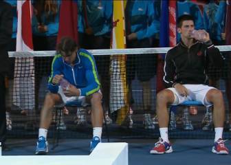 Hidrátate correctamente cuando juegues al tenis este verano