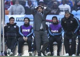 Míster Maradona en la guerra