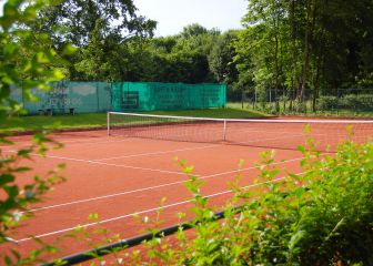 Si juegas al tenis por la mañana, ten en cuenta estos 4 consejos