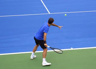 No olvides la rotación cuando juegues una derecha en tenis