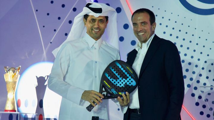 Nasser Al-Khelaifi y Luigi Carraro durante el Mundial de pádel de Qatar.