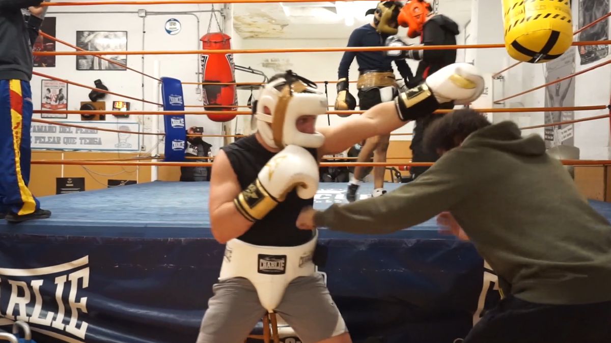 Straight Combinations to Change Height in Boxing Pledge Times