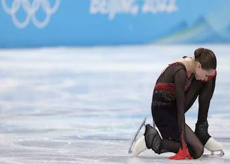 La caída de Valíeva; la presión sobre una niña de 15 años que precedió su derrumbe sobre el hielo.