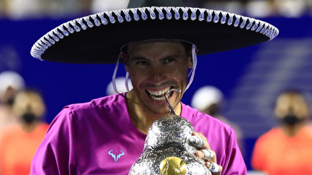 Rafa Nadal vuelve a levantar otro título en un inicio soñado de 2022