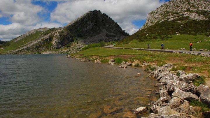 El Desafío Lagos de Covadonga congrega a 3.000 cicloturistas