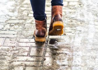 Coronavirus: Cómo desinfectar las suelas de los zapatos